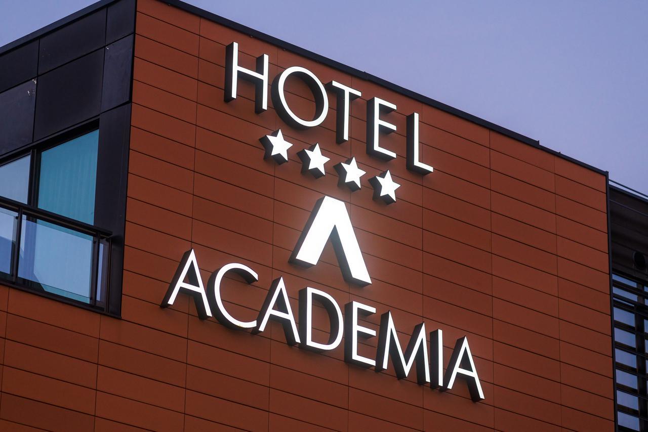 זאגרב Hotel Academia מראה חיצוני תמונה